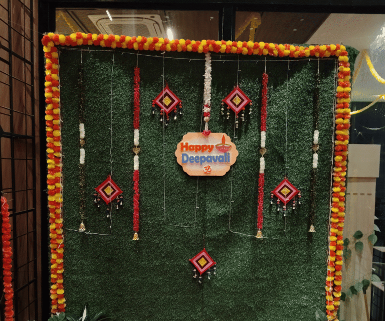 Thematic Decoration Nine